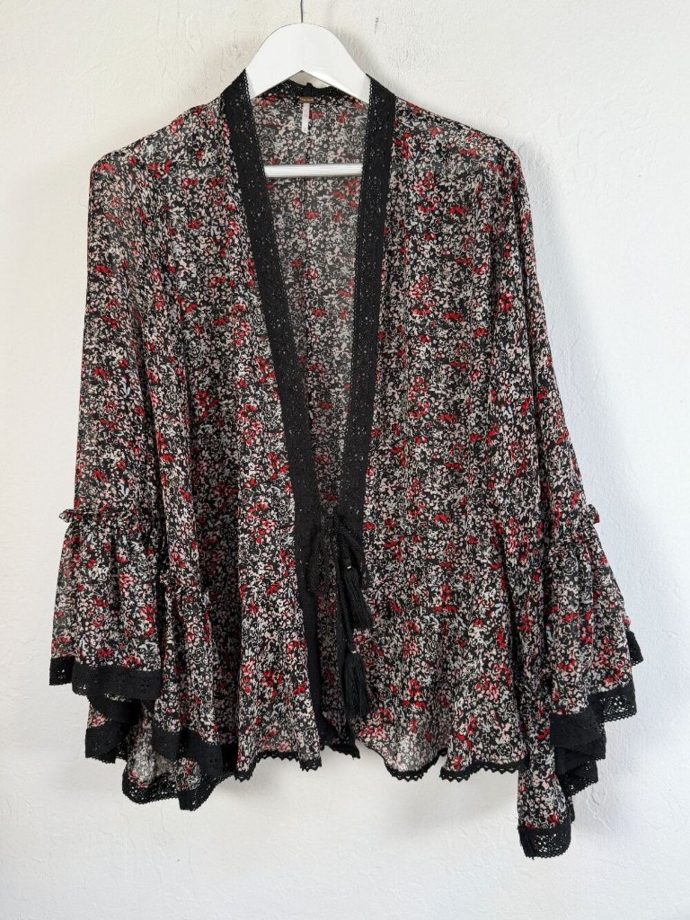 Free People Lola Kimono Womens Medium Black Floral Cardigan Tie Front Jacket